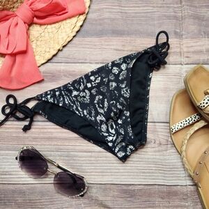 Billabong Vintage Y2K Black Silver Leopard Bikini Bottoms